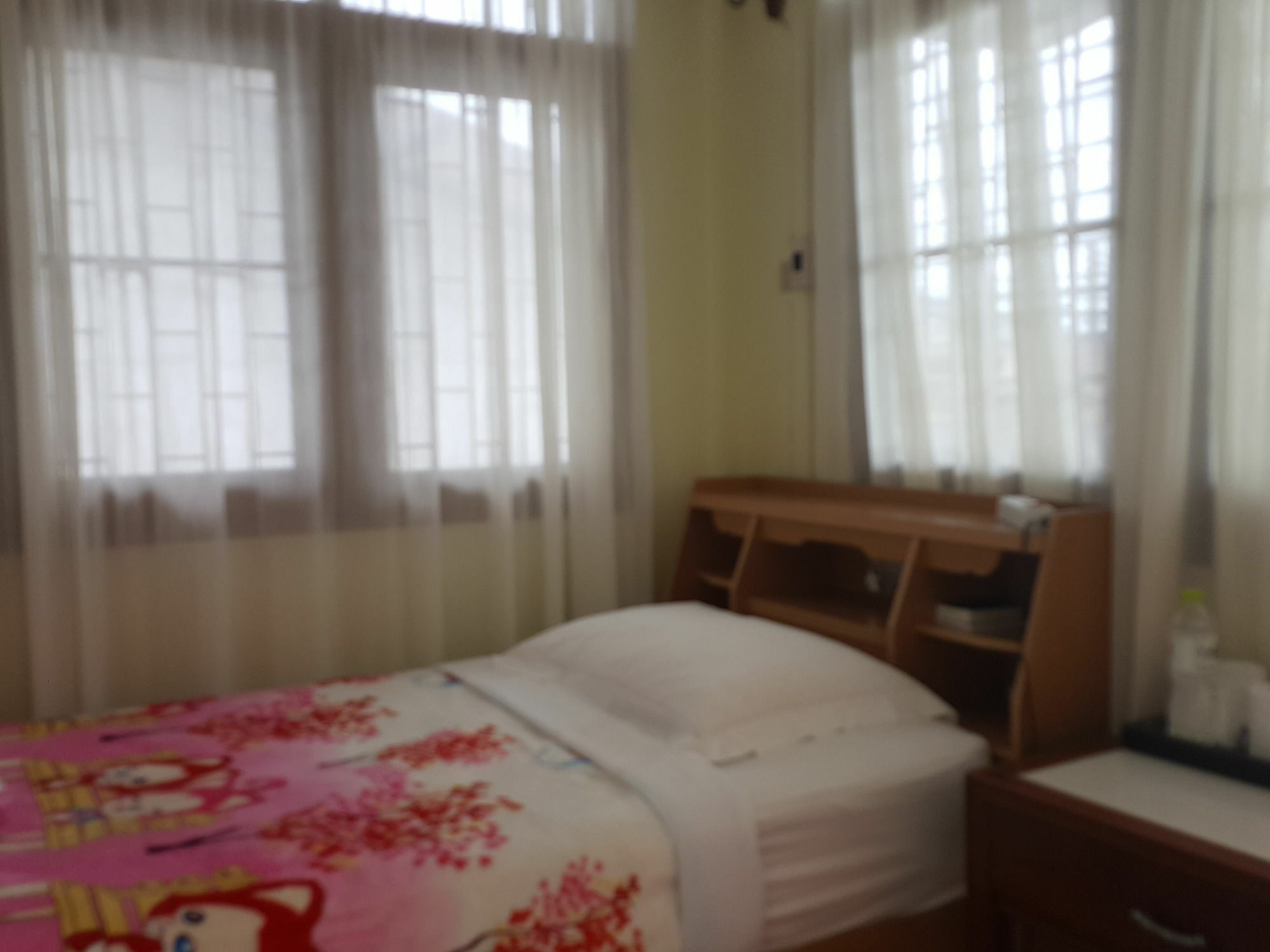 Emmanuel Guesthouse Прачуап Кири Кан Екстериор снимка
